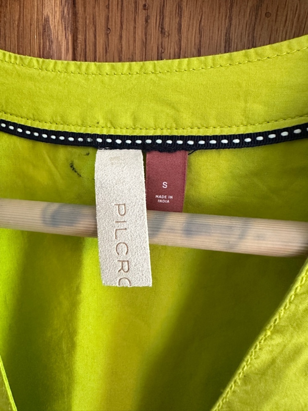 Pilcro Lime Green Button-Up Blouse - Picture 2 of 8